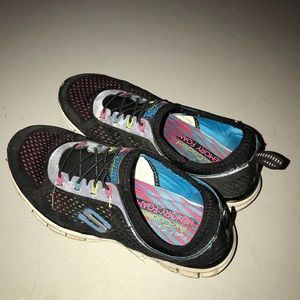 Sketchers Slip On Sneakers